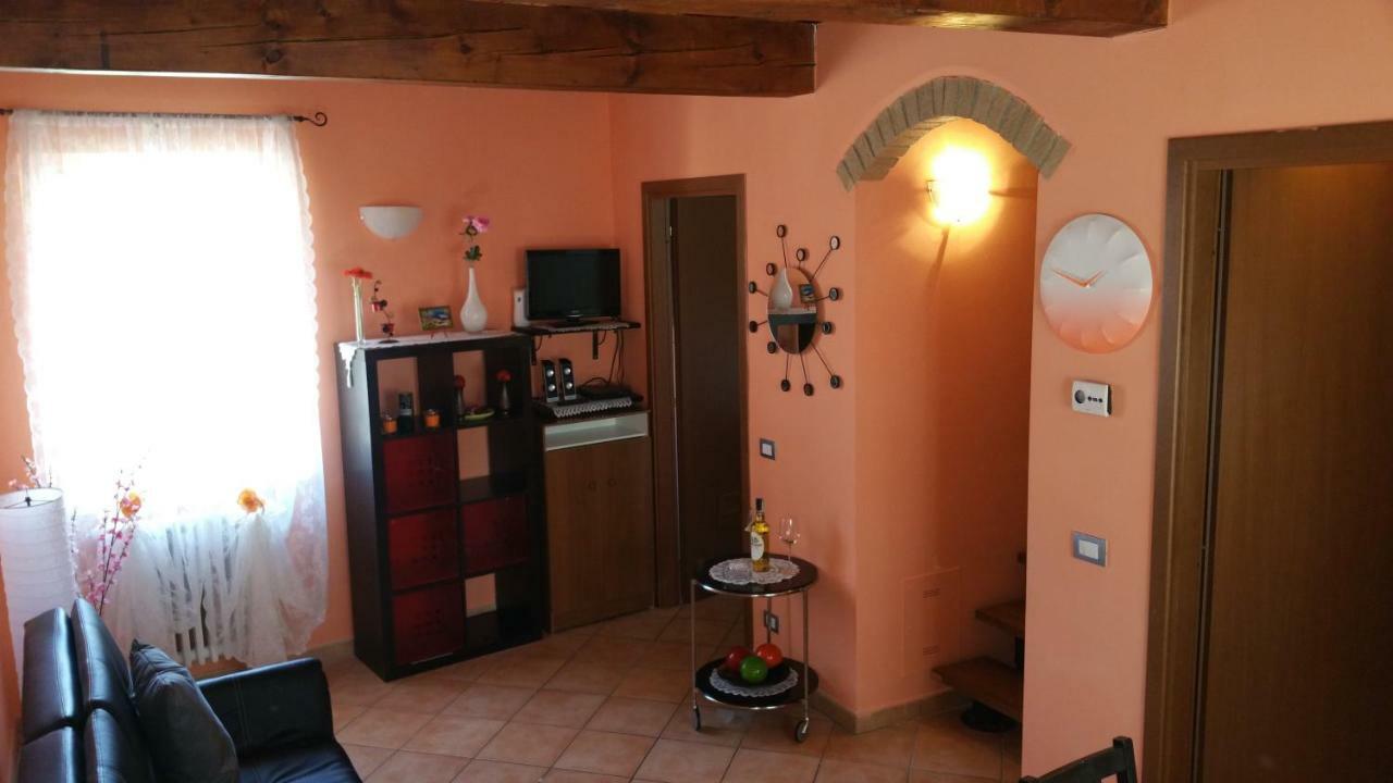 Casa Jennifer Apartment ปาร์มา ภายนอก รูปภาพ